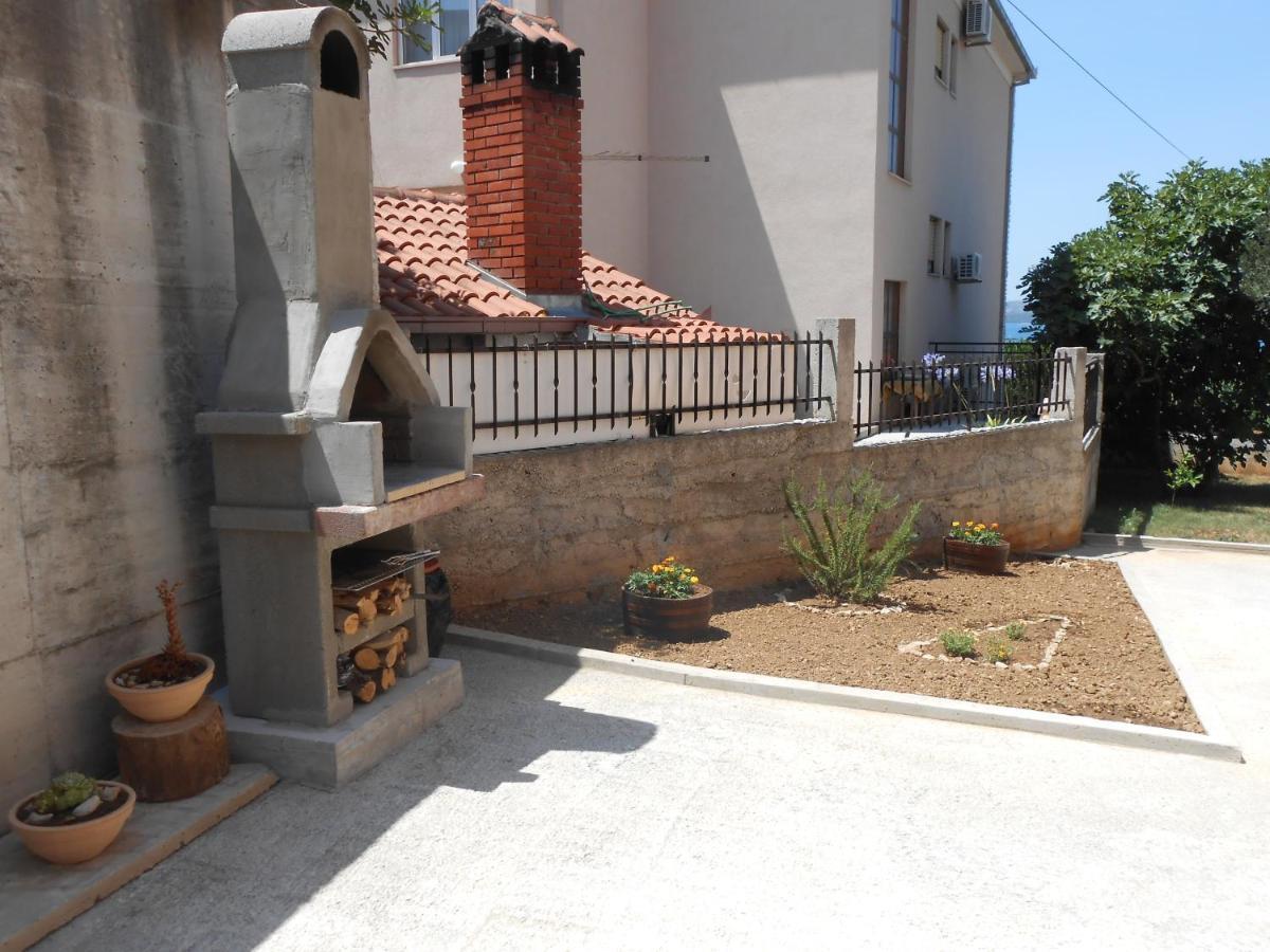 Apartments With A Parking Space Okrug Gornji, Ciovo - 13859 Trogir Kültér fotó