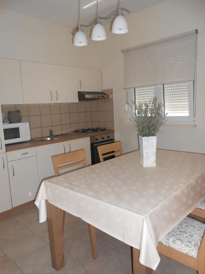 Apartments With A Parking Space Okrug Gornji, Ciovo - 13859 Trogir Kültér fotó